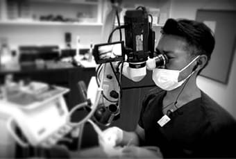 マイクロ治療シーン